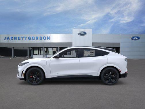 Star White Metallic Tri-Coat 2026 Ford Mustang Mach-E GT