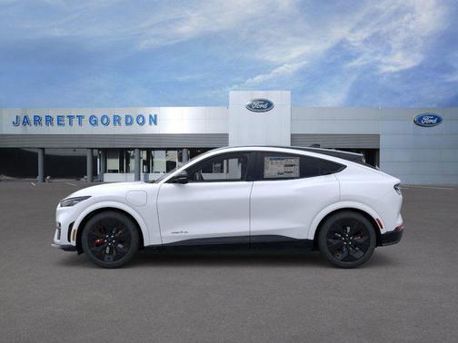 Star White Metallic Tri-Coat 2026 Ford Mustang Mach-E GT