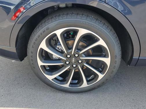 2024 Lincoln Nautilus Black Label