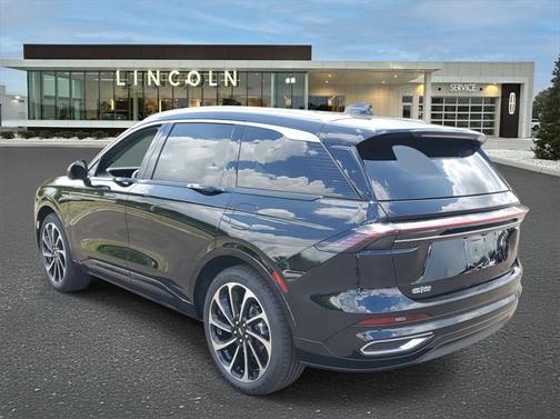 2025 Lincoln Nautilus Black Label