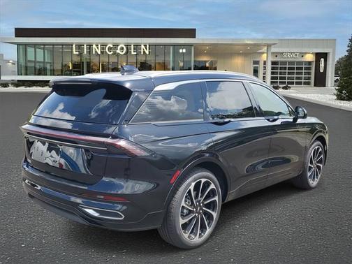 2025 Lincoln Nautilus Black Label