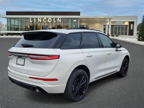 2026 Lincoln Corsair Premiere