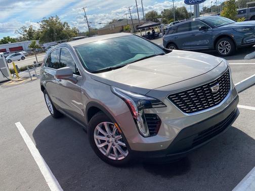 2022 Cadillac XT4 Luxury