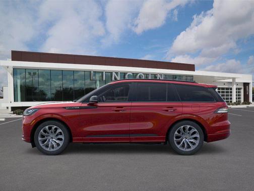 Red Carpet Tinted Clearcoat 2026 Lincoln Aviator Premiere