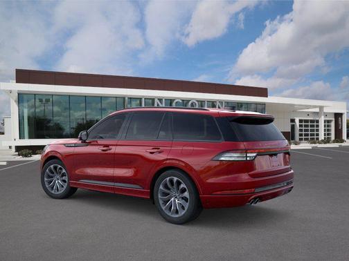 Red Carpet Tinted Clearcoat 2026 Lincoln Aviator Premiere