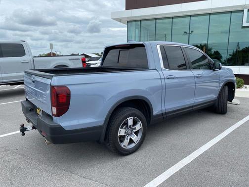 Diffused Sky Pearl 2024 Honda Ridgeline RTL