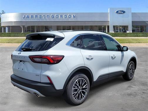 2025 Ford Escape PHEV SE