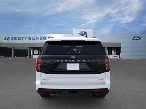 White 2026 Ford Expedition Max Active 4x2