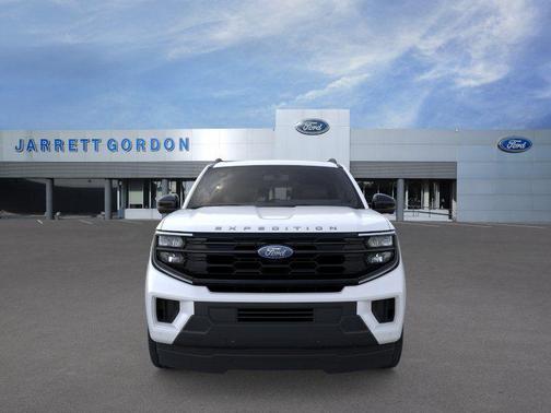White 2026 Ford Expedition Max Active 4x2
