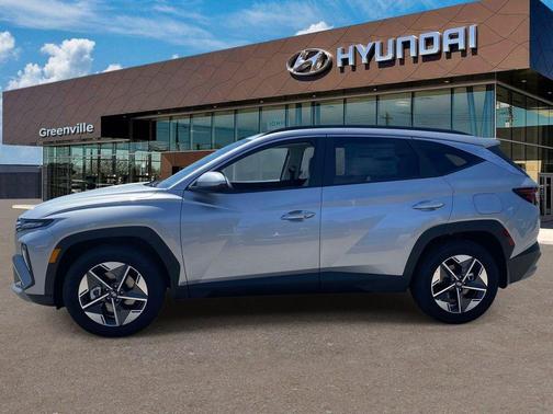Shimmering Silver 2026 Hyundai TUCSON SEL