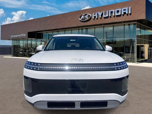 Snow White Pearl 2026 Hyundai IONIQ 9 SE