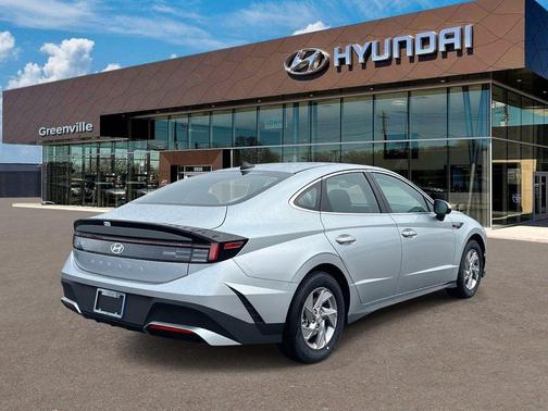 Silver 2026 Hyundai SONATA SE