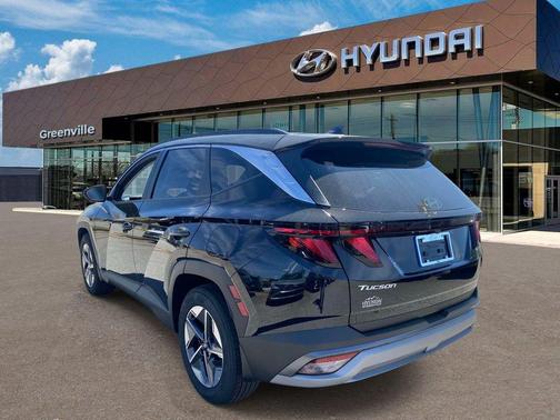 Phantom Black 2026 Hyundai TUCSON SEL