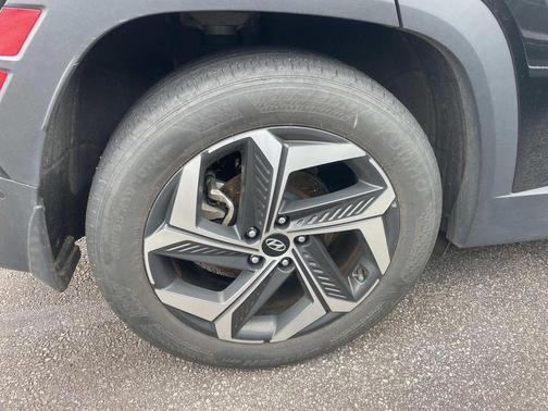 Phantom Black 2022 Hyundai TUCSON Limited