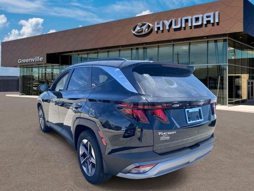 Phantom Black 2026 Hyundai TUCSON SEL