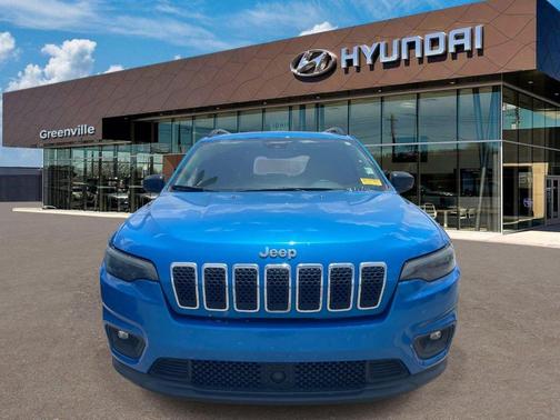 Hydro Blue Pearlcoat 2022 Jeep Cherokee Latitude Lux