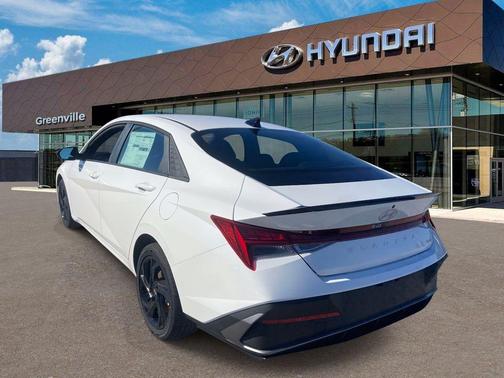 White 2026 Hyundai ELANTRA HEV SEL Sport