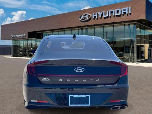 Onyx Black 2023 Hyundai SONATA SEL
