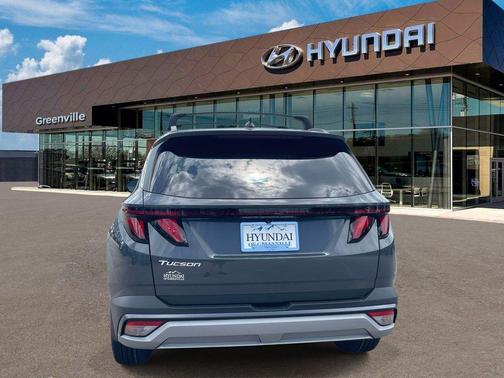 Gray 2026 Hyundai TUCSON SEL