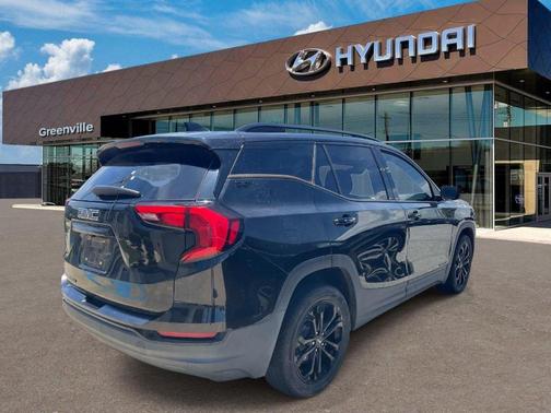 2021 GMC Terrain SLT