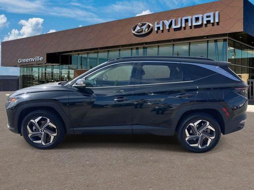 Phantom Black 2022 Hyundai TUCSON Limited