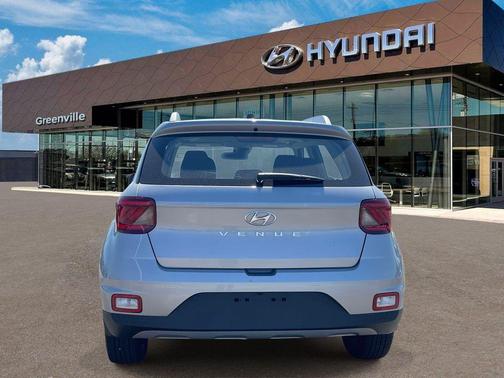 Shimmering Silver 2025 Hyundai VENUE SEL