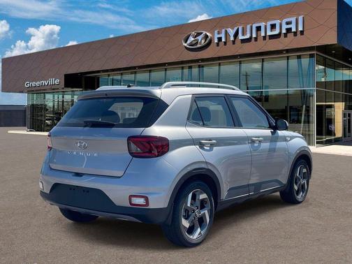 Shimmering Silver 2025 Hyundai VENUE SEL