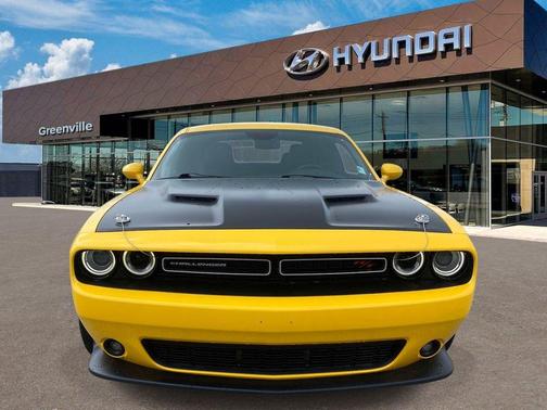 Yellow 2017 Dodge Challenger R/T Scat Pack