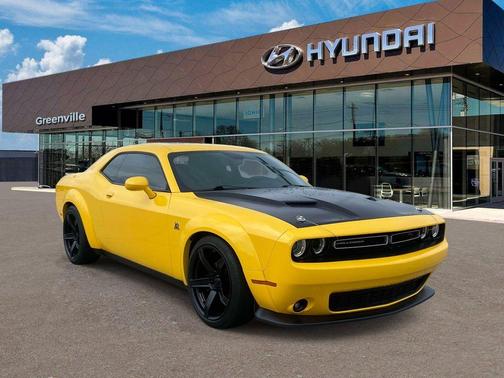 Yellow 2017 Dodge Challenger R/T Scat Pack