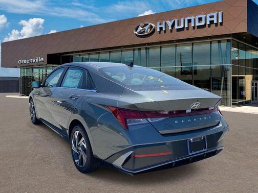 Amazon Gray 2026 Hyundai ELANTRA Limited