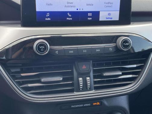 Agate Black 2020 Ford Escape SEL