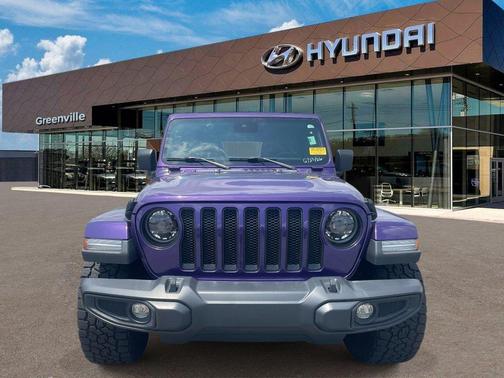 LIMITED EDITION REIGN 2023 Jeep Wrangler Sahara