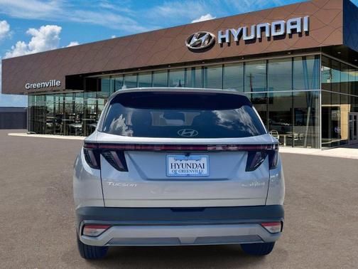 Shimmering Silver 2026 Hyundai TUCSON Hybrid SEL Convenience
