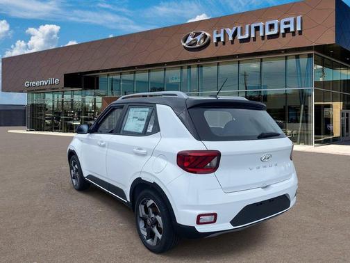 Lunar White 2026 Hyundai VENUE SEL