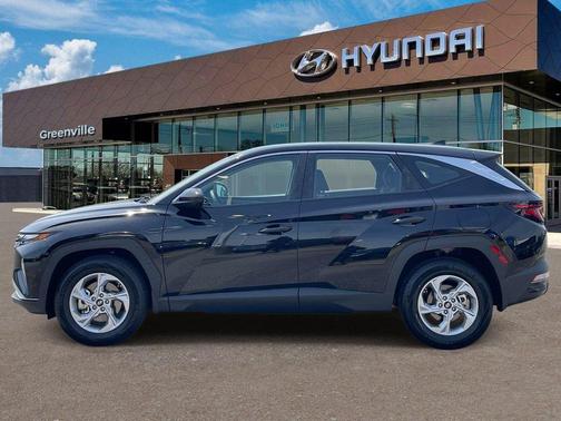 Phantom Black 2023 Hyundai TUCSON SE