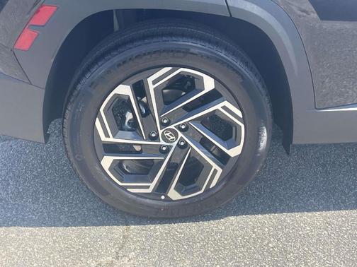 Ash Black 2026 Hyundai TUCSON Hybrid Limited