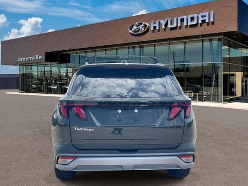 Green 2026 Hyundai TUCSON SEL