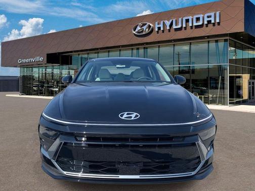 Black 2026 Hyundai SONATA Hybrid Blue