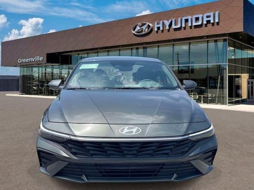 Amazon Gray 2026 Hyundai ELANTRA SE