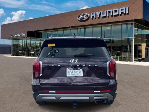 Burgundy 2023 Hyundai PALISADE Limited