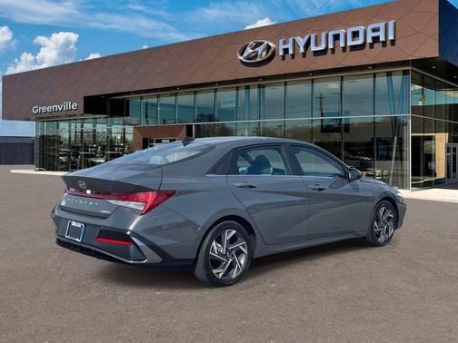 Gray 2025 Hyundai ELANTRA Limited
