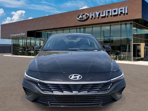 Black 2026 Hyundai ELANTRA SEL Sport