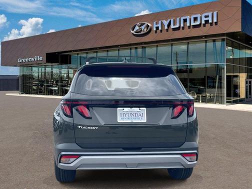 Green 2026 Hyundai TUCSON SEL