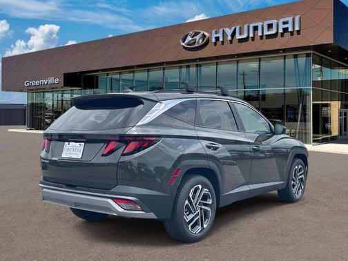 Green 2026 Hyundai TUCSON SEL