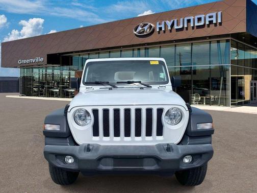 Bright White Clearcoat 2018 Jeep Wrangler Unlimited Sport
