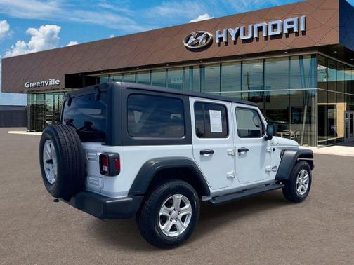 Bright White Clearcoat 2018 Jeep Wrangler Unlimited Sport