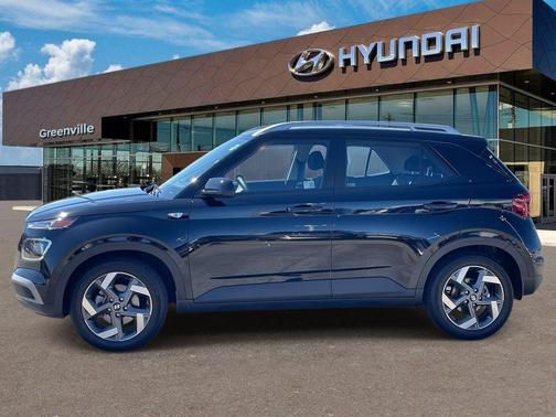 Onyx Black 2025 Hyundai VENUE SEL