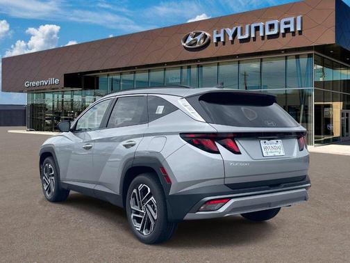 Shimmering Silver 2026 Hyundai TUCSON SEL