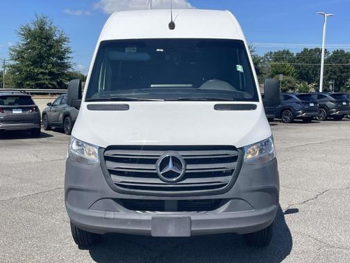Arctic White 2023 Mercedes-Benz Sprinter 2500