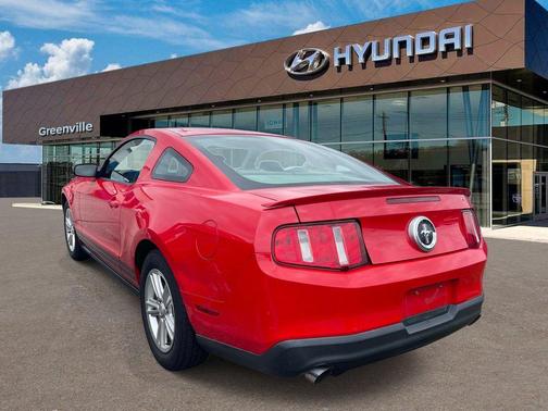 Race Red 2011 Ford Mustang V6